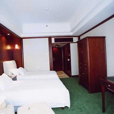 Pacific Luck Hotel Shanghai Exterior foto